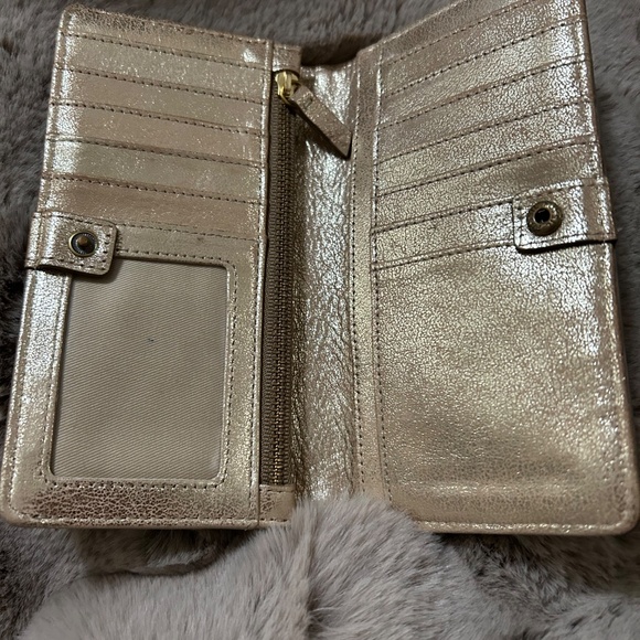 Fossil Gold Wallet - Picture 3 of 3